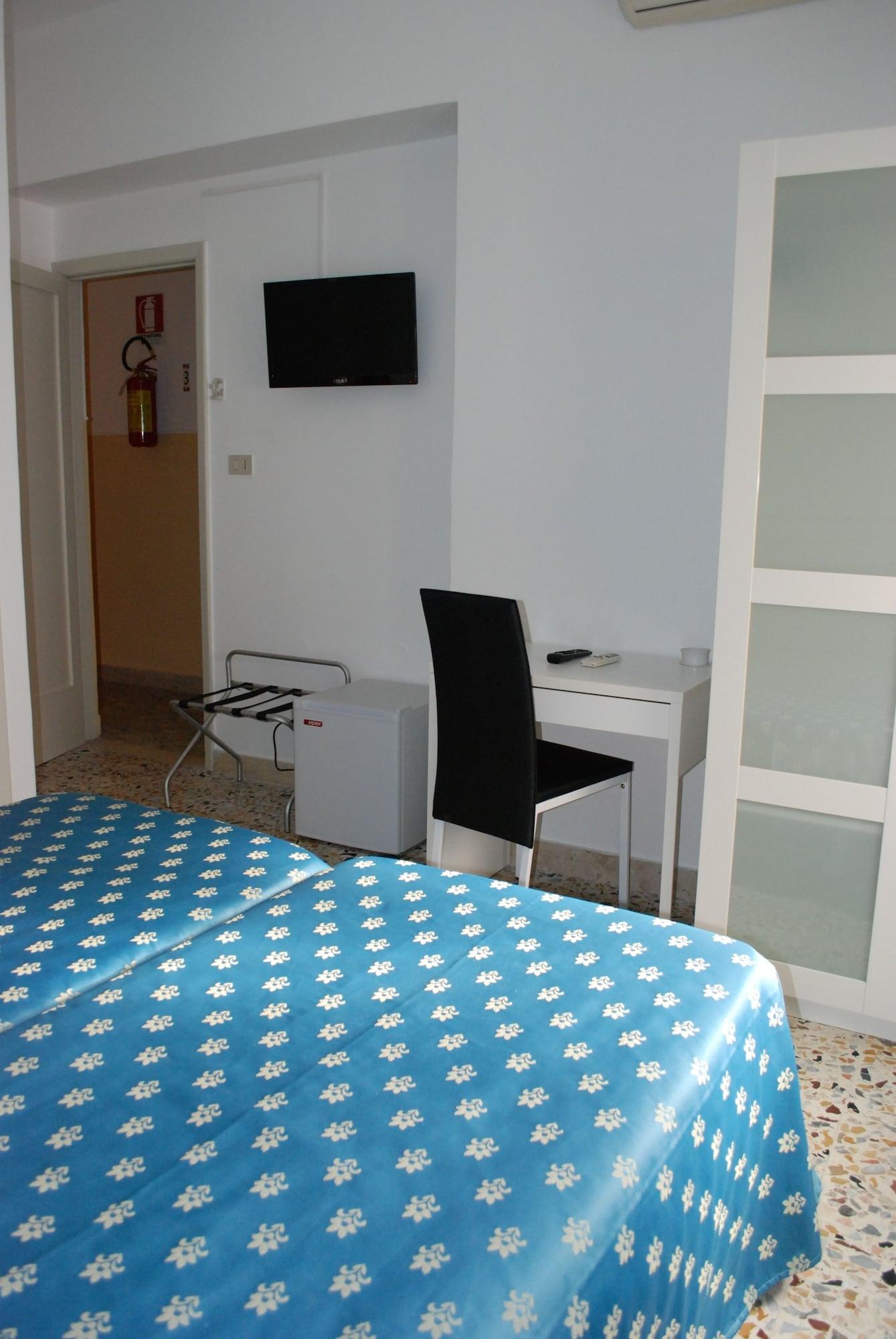 Maniel Beach Hotel Летоянни Экстерьер фото