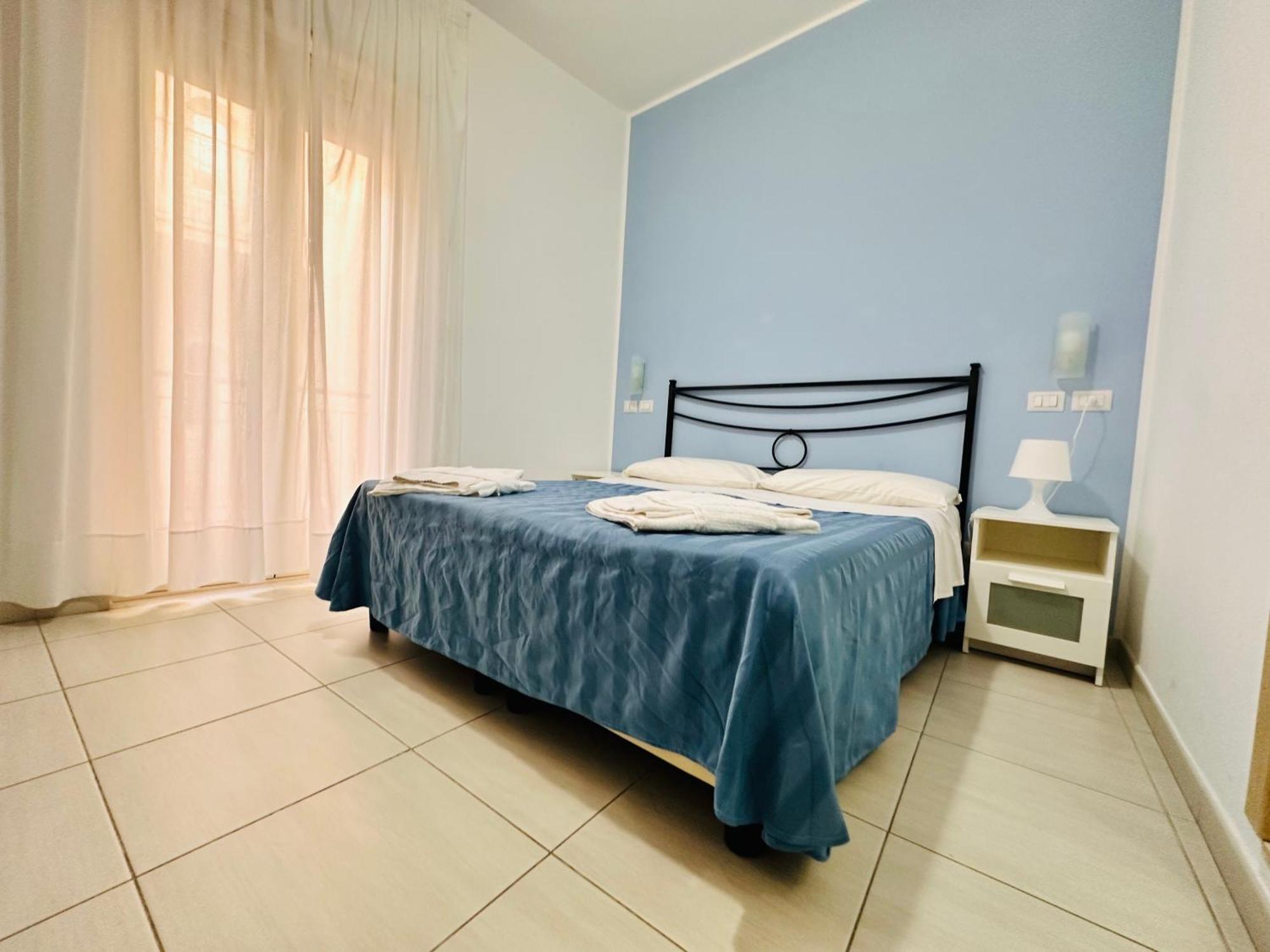 Maniel Beach Hotel Летоянни Экстерьер фото