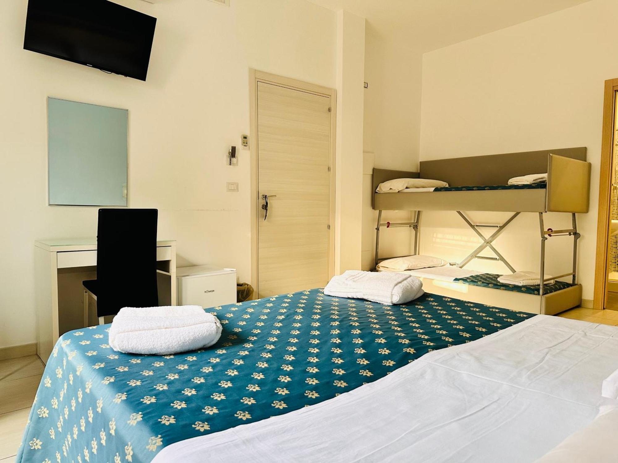 Maniel Beach Hotel Летоянни Экстерьер фото