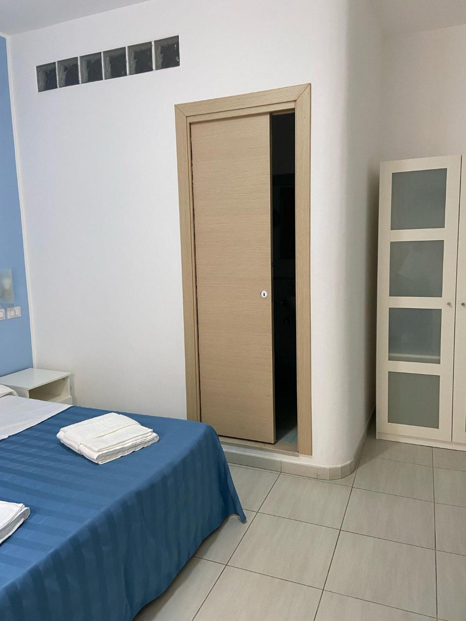 Maniel Beach Hotel Летоянни Экстерьер фото